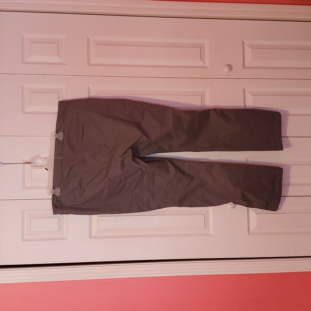 Old Navy pants - Picture 2 of 6